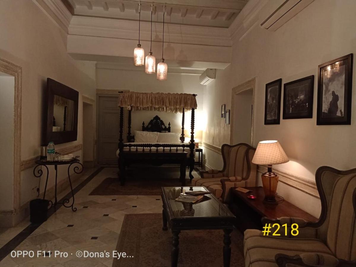 The Rajbari Bawali Hotel Kolkata Bagian luar foto