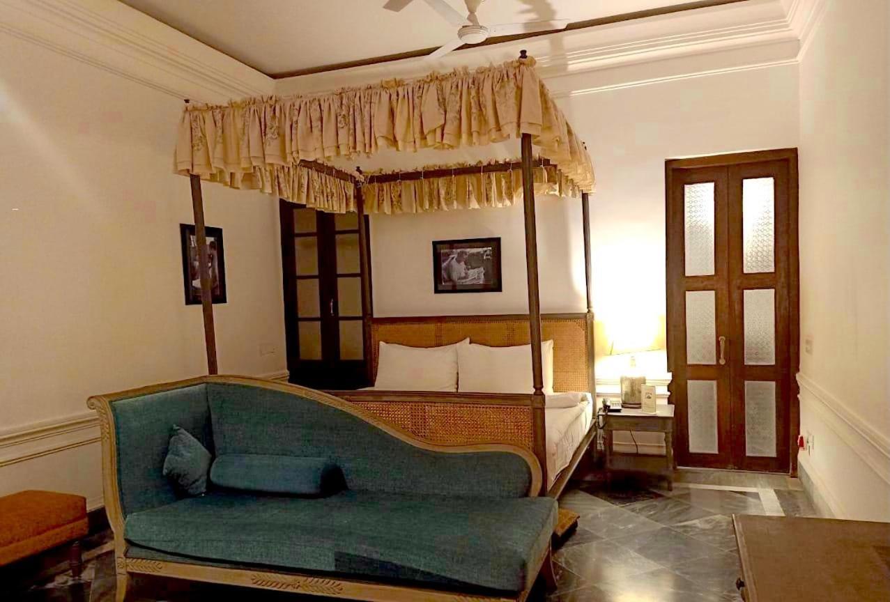 The Rajbari Bawali Hotel Kolkata Bagian luar foto